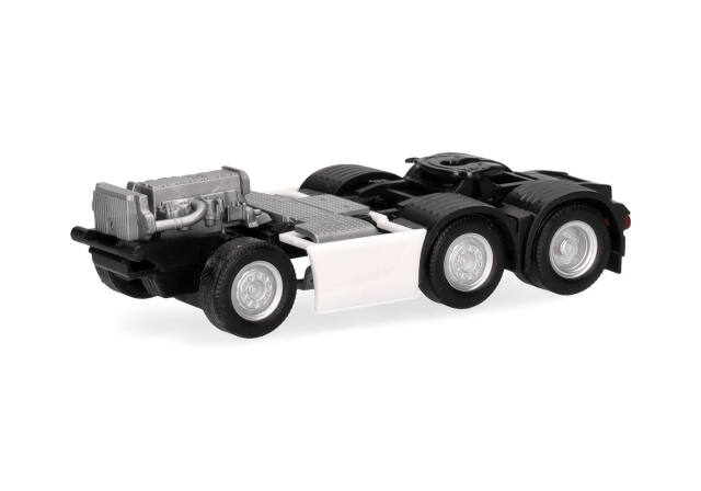 herpa Cars&Trucks 1/87 (プラスチック製) シャーシ3軸 イベコ S-Way (2個)