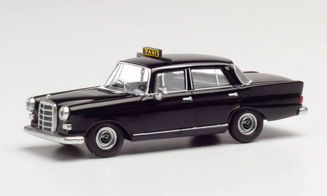 herpa Cars&Trucks 1/87 メルセデスベンツ 200 タクシー tail fin ブラック