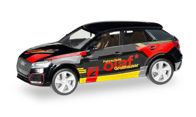 herpa Cars&Trucks 1/87 アウディ Q2 ?Fahrschule Olaf Groshauser“