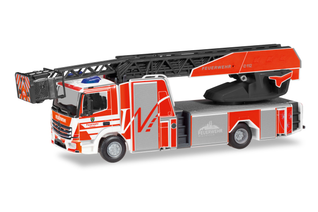 [予約]herpa Cars&Trucks 1/87 (プラスチック製) メルセデスベンツ アテゴ ’13 はしご車 "ヴィースバーデン消防"