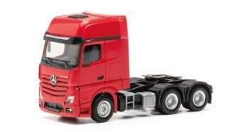 herpa Cars&Trucks 1/87 メルセデスベンツ アロクス L ギガスペース リジッドトラクター 3軸 (6x4) レッド