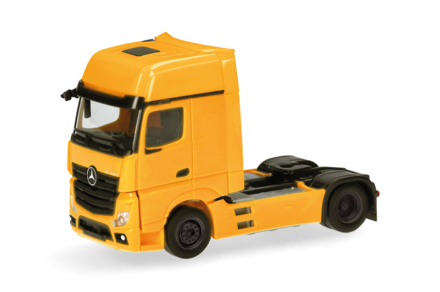 herpa Cars&Trucks 1/87 (プラスチック製) メルセデスベンツ アクトロス L 18 ギガスペース リジッドトラクター 2軸 ブルームイエロー