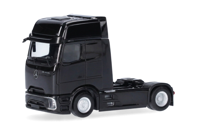 [予約]herpa Cars&Trucks 1/87 (プラスチック製) メルセデスベンツ アクトロス L  プロキャビン ギガスペース リジッドトラクター 2軸 ブラック