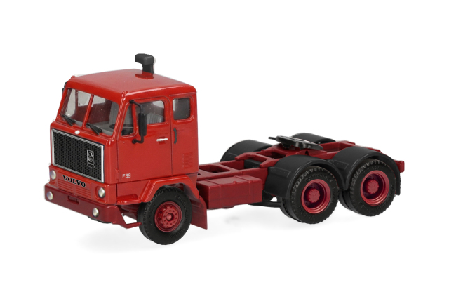 [予約]herpa Cars&Trucks 1/87 (プラスチック製) ボルボ F89 トラクターヘッド 3軸 ブライトレッド
