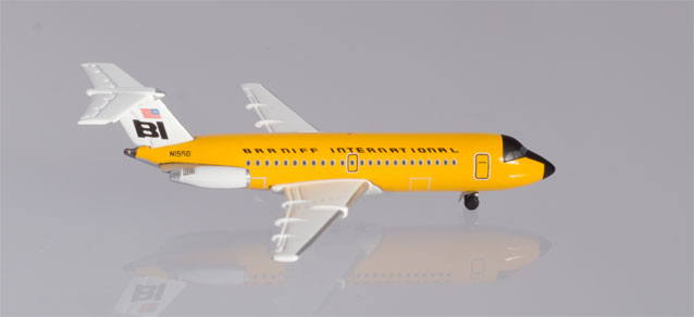 herpa wings 1/500 (ダイキャスト製) BAC 1-11-200 ブラニフ航空 "Jelly bean オークル" N1550
