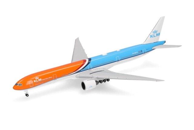 herpa wings 1/500 (ダイキャスト製) 777-300ER KLMオランダ航空 “Orange Pride” “Nationaal Park De Hoge Veluwe” PH-BVA