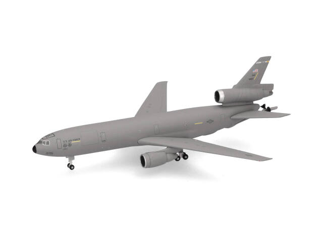 herpa wings 1/500 (ダイキャスト製) KC-10 アメリカ空軍 第60航空機動航空団 トラビス空軍基地 86-0031