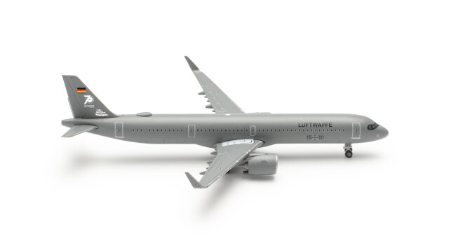 [予約]herpa wings 1/500 (ダイキャスト製) 1/500 A321neo ドイツ空軍 航空輸送準備隊 "70 Jahre Luftwaffe" 15+10