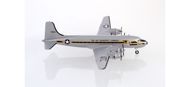 herpa wings 1/200 C-54M USAAF 513th MATS ベルリン大空輸70周年記念