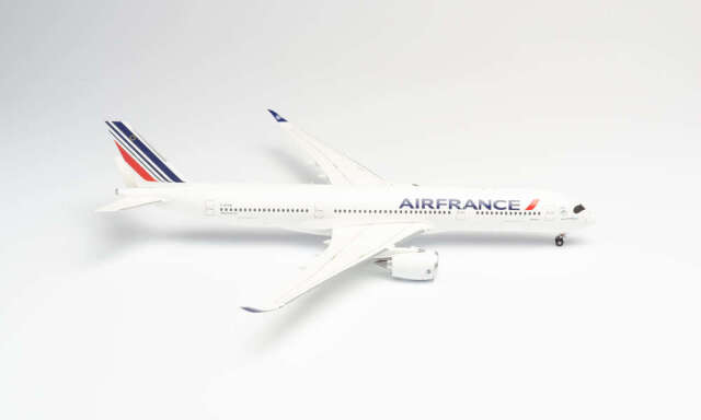 herpa wings 1/200 A350-900 エールフランス F-HTYA