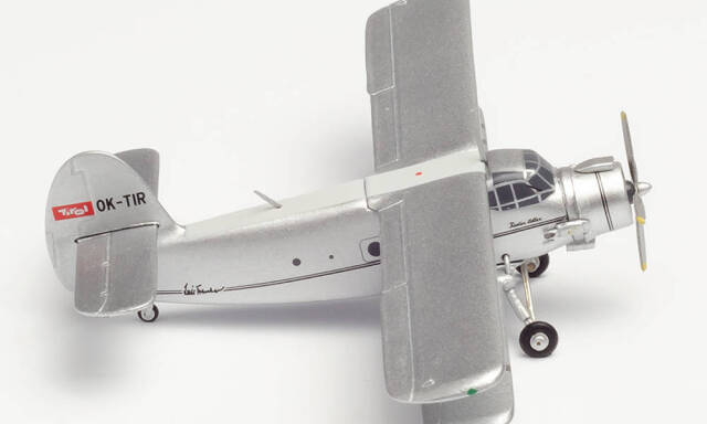 herpa wings 1/200 AN-2 Tiroler Adler "Luis Trenker" OK-TIR