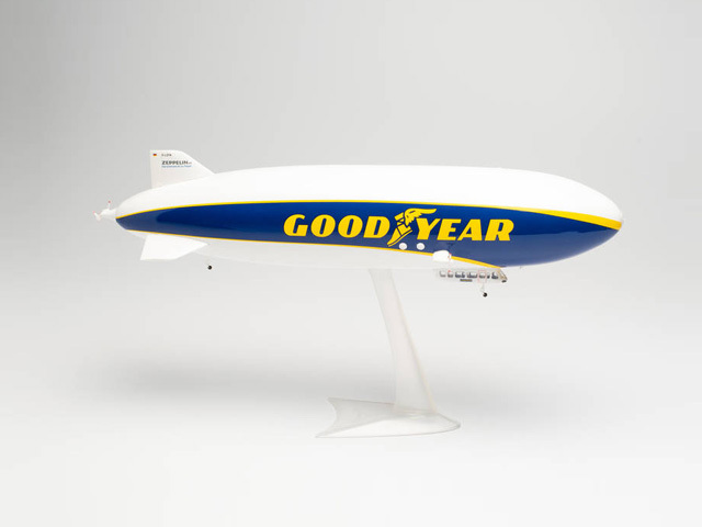herpa wings 1/200 (プラスチック製) ツェッペリン NT Goodyear D-LZFN
