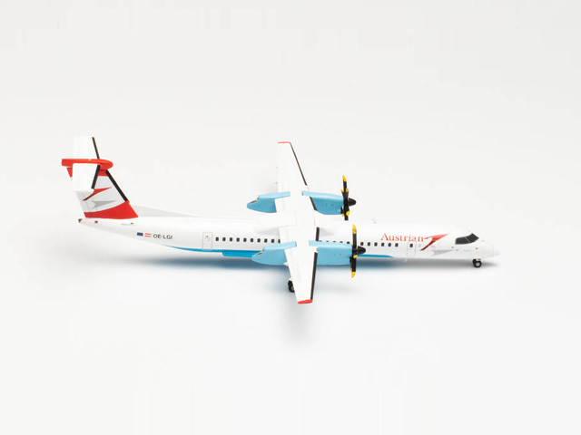 herpa wings 1/200 Q400 オーストリア航空 “Pfiat Di, Dash!” “Eisenstadt” OE-LGI
