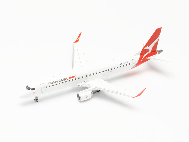 ミニカー　1/200 E190 カンタスリンク VH-UZD [HE572385] herpa wings 1/200 (プラスチック製) E190 カンタスリンク VH