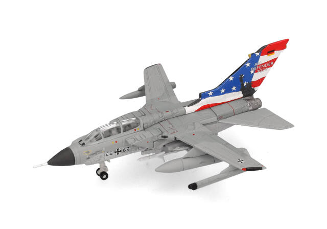 herpa wings 1/200 Tornado IDS ドイツ空軍 TaktLwG 51 “Air Defender 2023” 44+69