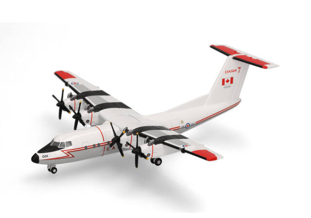 herpa wings 1/200 (ダイキャスト製) CC-132 (DHC-7) カナダ軍 ラール基地 第412輸送飛行隊 132001