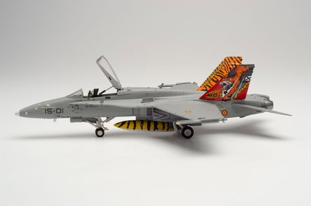 herpa wings 1/72 EF-18A (F/A-18A) スペイン空軍 Ala 15 (15th Wing) サラゴサAB "Tiger Meet"