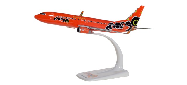 herpa wings 1/200 (プラスチック製) 737-800 マンゴー航空 ZS-SJO  ※スナップフィット