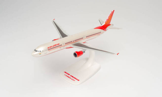 herpa wings 1/200 (プラスチック製) A321 エアインディア VT-PPX ※スナップフィット