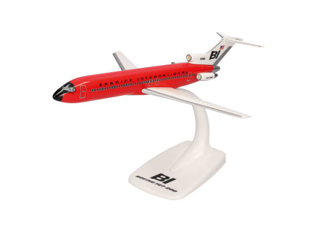 [予約]herpa wings 1/200 (プラスチック製) 727-200 ブラニフ航空 Solid Red N401BN ※スナップフィット