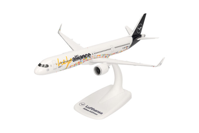 [予約]herpa wings 1/200 (プラスチック製) A321neo ルフトハンザ航空 "Help Alliance" D-AIEP  ※スナップフィット