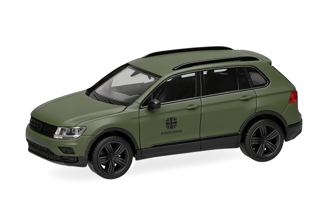 [予約]herpa Cars&Trucks 1/87 (プラスチック製) フォルクスワーゲン ティグアン "ドイツ連邦軍"