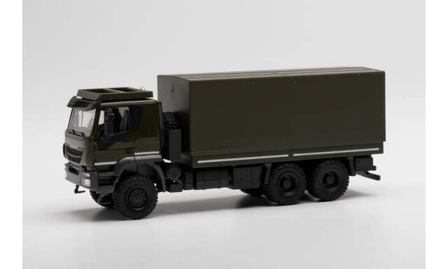 herpa Cars&Trucks 1/87 イベコ トラッカー 6x6 平ボディトラック キャンバスカバー付 軍用車