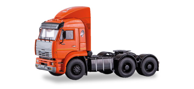 herpa Cars&Trucks 1/43 KAMAZ-6460トラクター 6x4