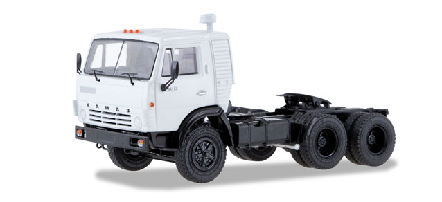 herpa Cars&Trucks 1/43 KAMAZ-54112 トラクター