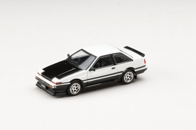 [予約]ホビージャパン 1/64 (ダイキャスト製) トヨタスプリンタートレノ GT APEX (AE86) 2 DOOR 後期型 JDM STYLE カーボンボンネット ホワイト/ブラック