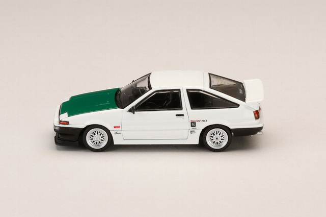 ホビージャパン 1/64 (ダイキャスト製) トヨタスプリンタートレノ