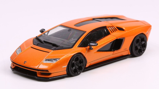HUNG HING TOYS 1/64 ランボルギーニ・カウンタック LPI 800-4 (ARANCO ATLAS)