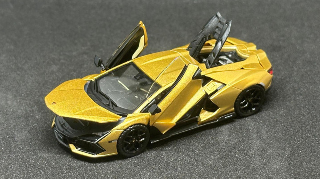 HUNG HING TOYS 1/64 (ダイキャスト製) Lamborghini Revuelto Gold