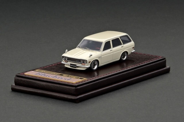 ignition model(イグニッションモデル) 1/64 Datsun Bluebird (510) Wagon White