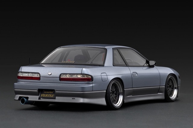 予約]ignition model(イグニッションモデル) 1/18 (レジン製