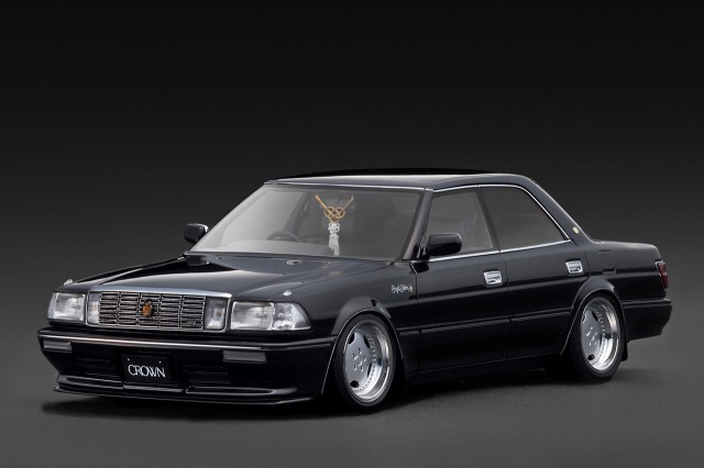 ignition model(イグニッションモデル) 1/18 (レジン製) TOYOTA CROWN Royal Saloon G (130) Black