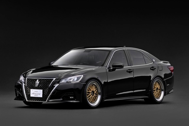 [予約]ignition model(イグニッションモデル) 1/18 (レジン製) Toyota Crown Athlete G (GRS214) Black 