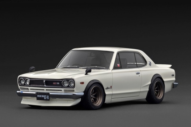 ignition model(イグニッションモデル) 1/18 (レジン製) Nissan Skyline 2000 GT-R (KPGC10) White Ivory