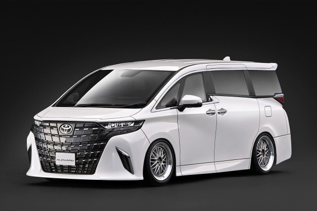[予約]ignition model(イグニッションモデル) 1/18 (レジン製) Toyota ALPHARD Z (H40W) Pearl White