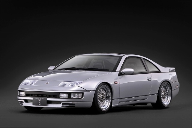 [予約]ignition model(イグニッションモデル)1/18(レジン製)Nissan Fairlady Z 2by2 (Z32) Silver