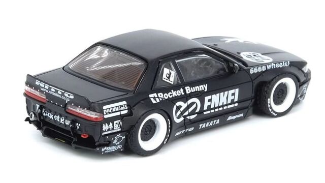 INNO Models(イノモデル) 1/64 Nissan シルビア (S13) V1 Pandem Rocket Bunny シルバー ガリバー
