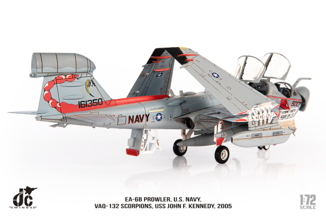 JCW 1/72 (ダイキャスト製) EA-6B アメリカ海軍 VAQ-132