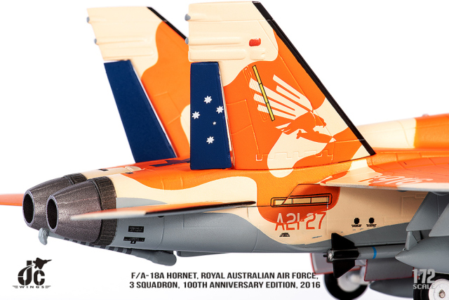 オーストラリア空軍　第33飛行隊　チャレンジ JCW 1/72 (ダイキャスト製) F/A-18A オーストラリア空軍 第3飛行隊 100