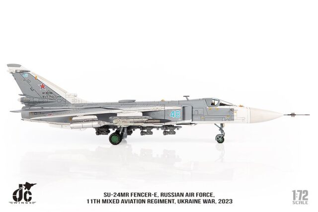 JCW 1/72 (ダイキャスト製) Su-24MR ロシア空軍 第11混成航空連隊