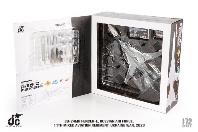 JCW 1/72 (ダイキャスト製) Su-24MR ロシア空軍 第11混成航空連隊
