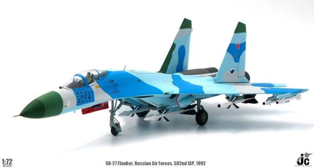 JCW 1/72 (ダイキャスト製) SU-27 ロシア空軍 582nd IAP ポーランド 1992