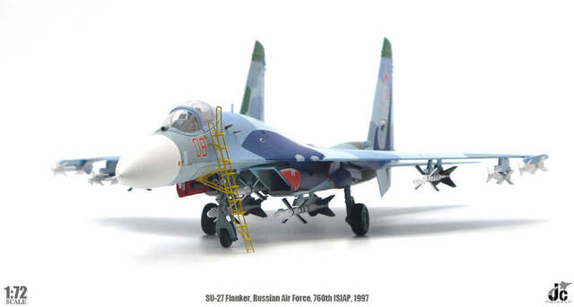 JCW 1/72 (ダイキャスト製) SU-27 ロシア空軍 760 IISAP(訓練・偵察航空混成団)　リペツク航空基地 1997