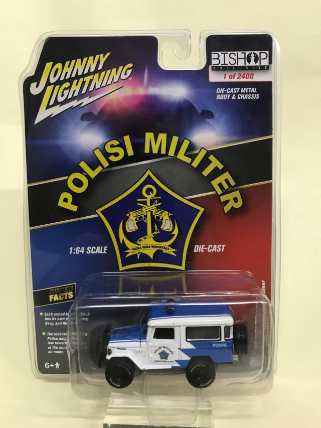 Johnny Lightning（ジョニーライトニング）1/64 トヨタ ランドクルーザー インドネシア警察 ホワイト／ブルー