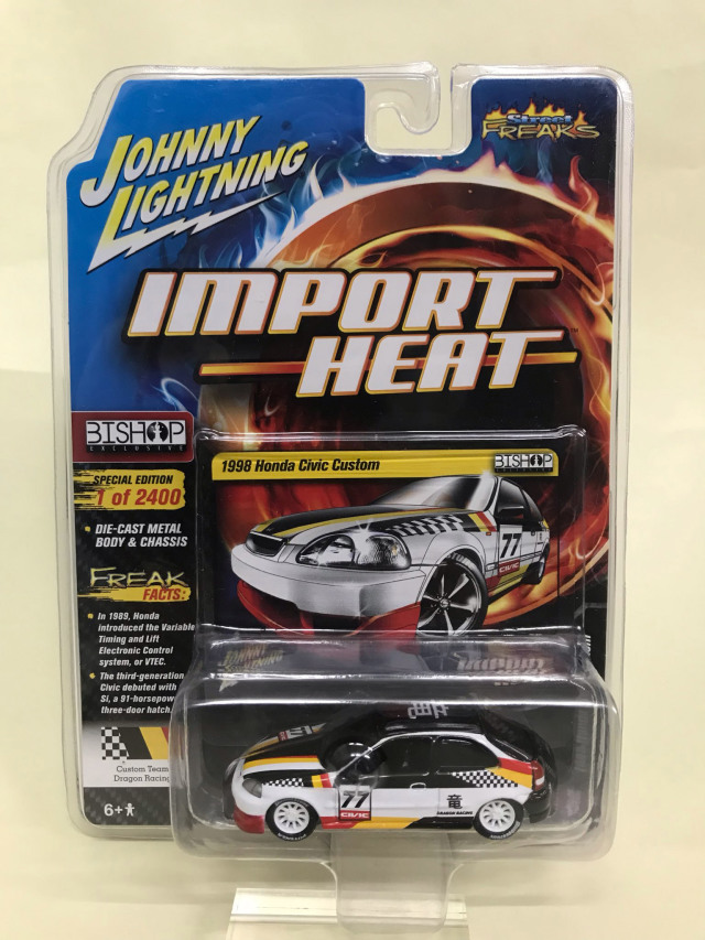 Johnny Lightning（ジョニーライトニング）1/64 Honda シビック EK9 ドラゴンレーシング #77