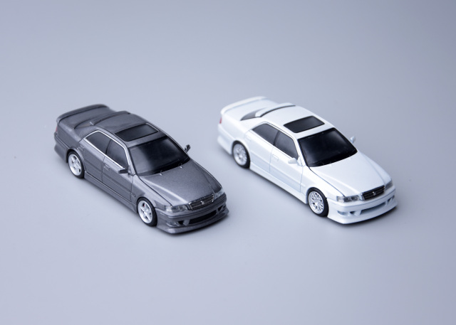 MODEL 1(モデルワン) 1/64 (ダイキャスト製) トヨタ チェイサー JZX100 カスタムバージョン ガンメタル